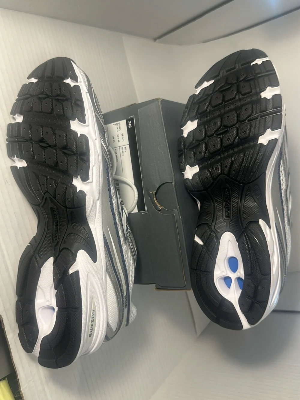 New Balance Kids Silver White Athletic Sneakers - Mesh Lace-Up